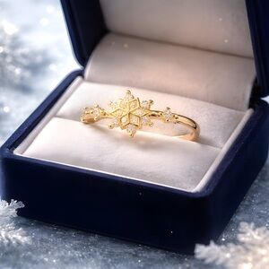 *NEW* Golden Snowflake Ring, 925 Silver